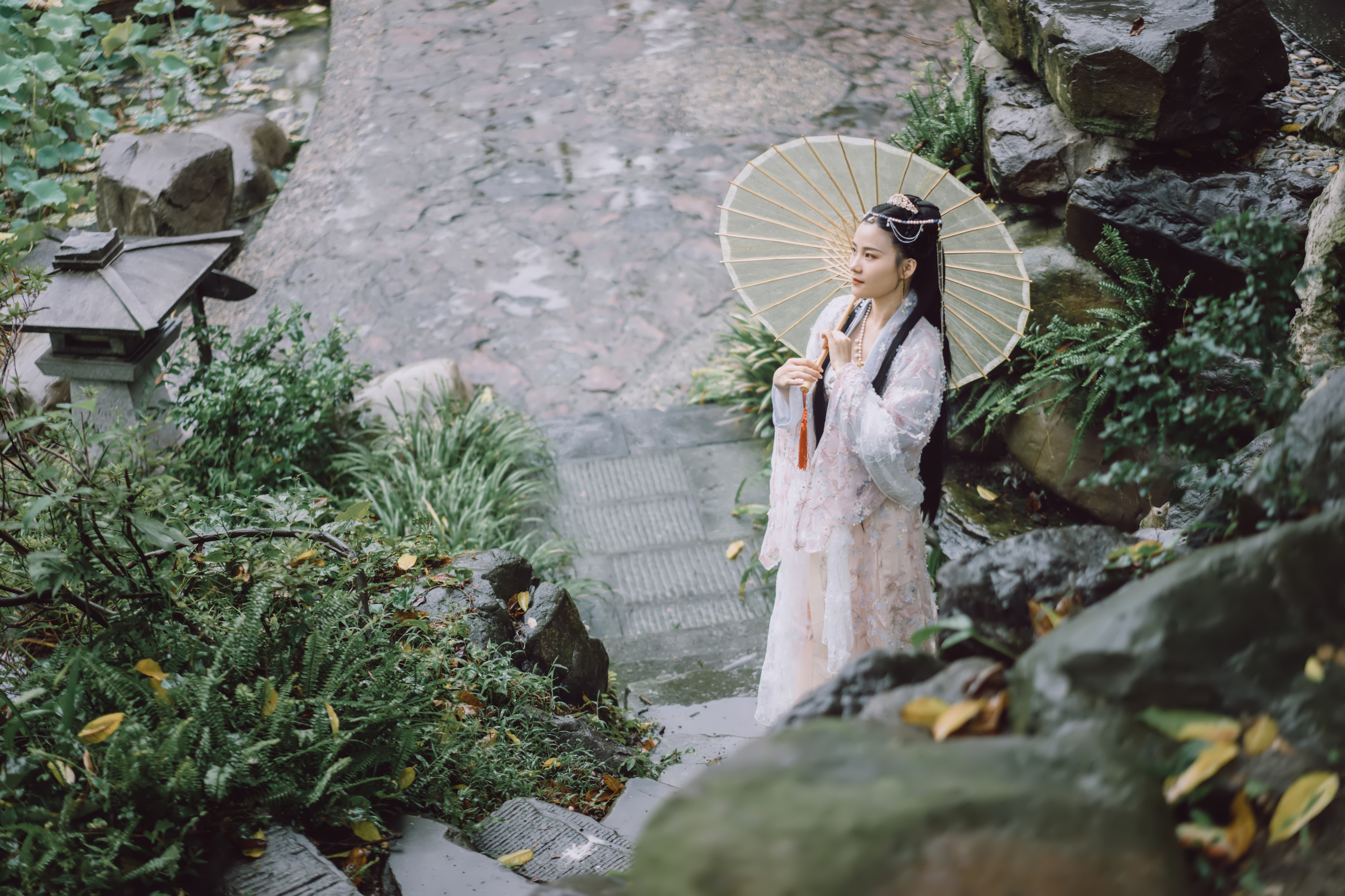 上海外滩踩踏事件纪念碑,外滩历史纪念馆及纪念塔