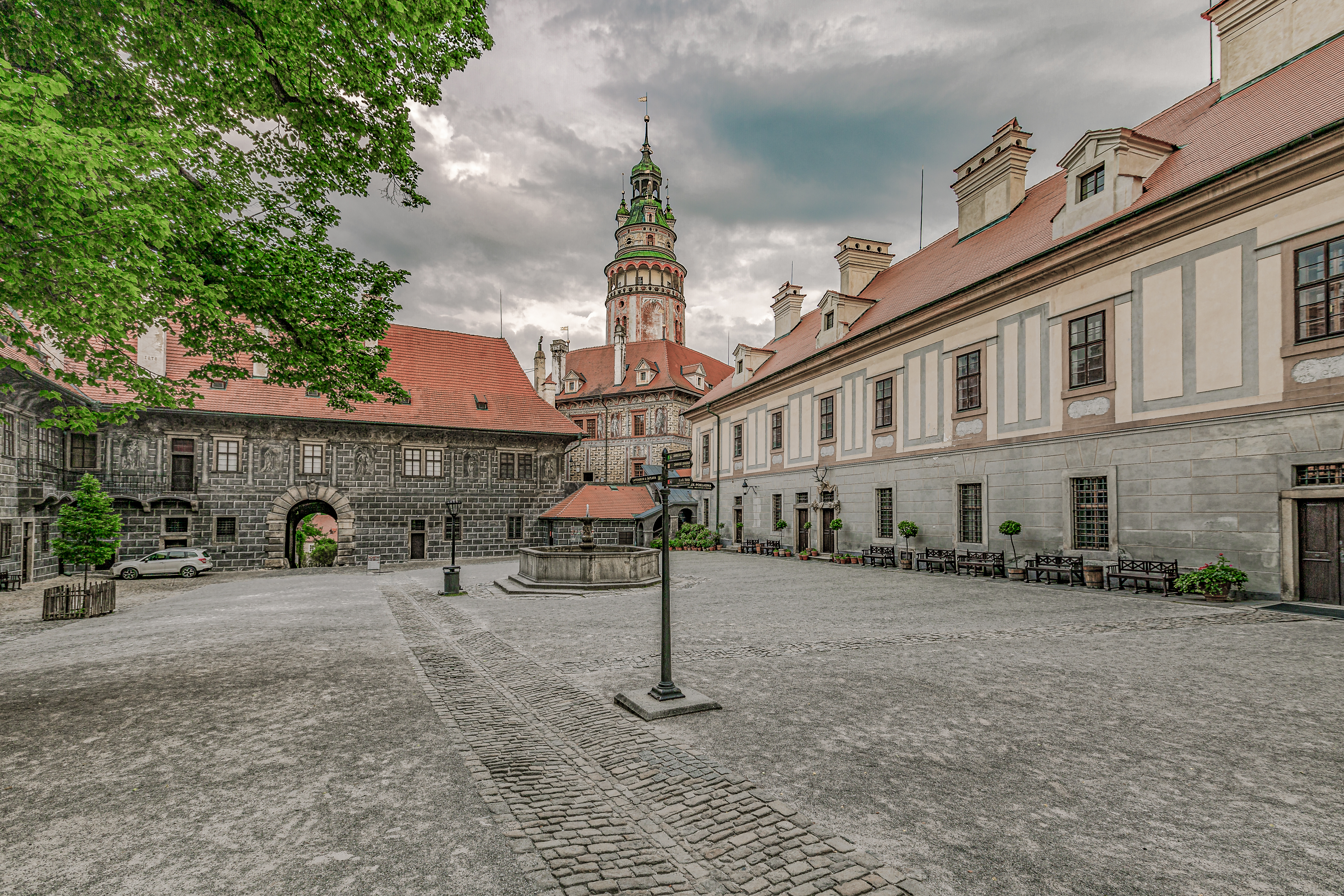 以这样的方式“踏”上新大陆，路路通显得很窘迫