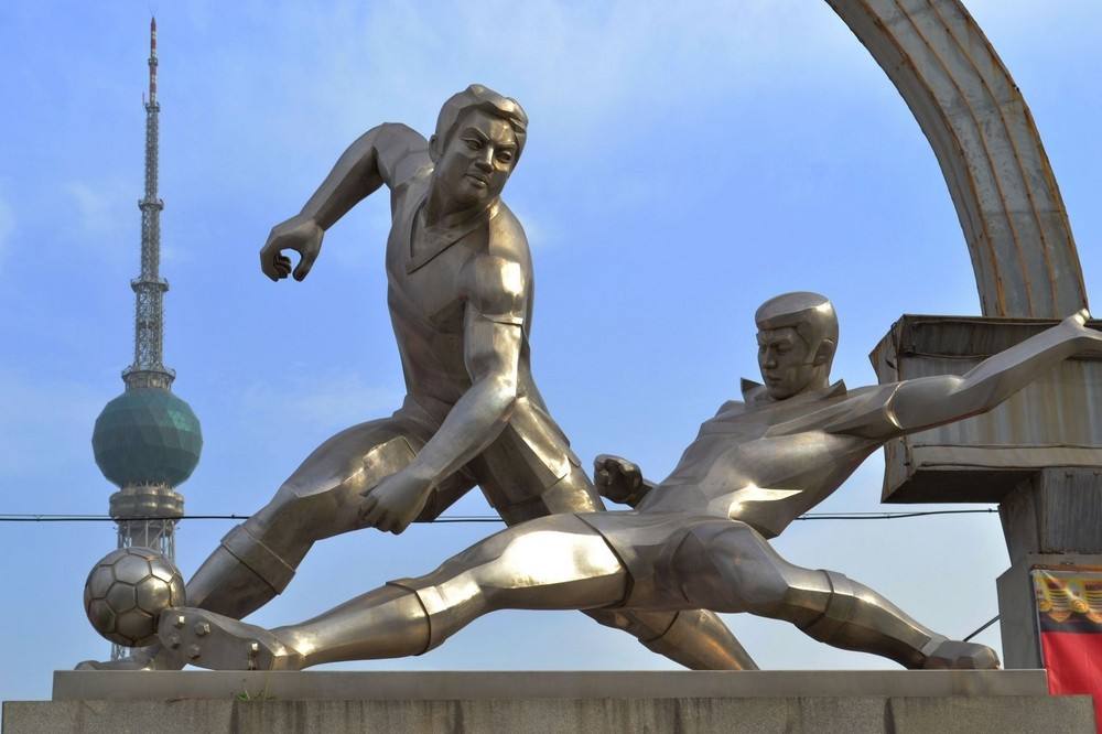 踢足球的好处有哪些,踢足球的好处和危害