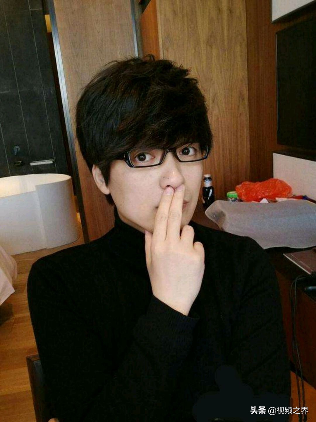 两“王”成一家，舞台创“奇迹”。