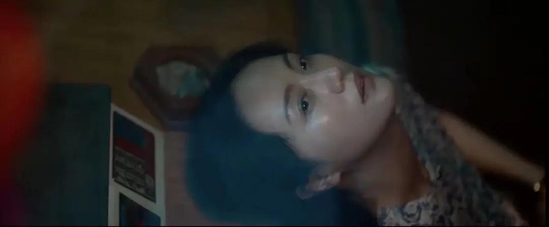 《我的姐姐》和解了，热搜上的那个姐姐却自杀了