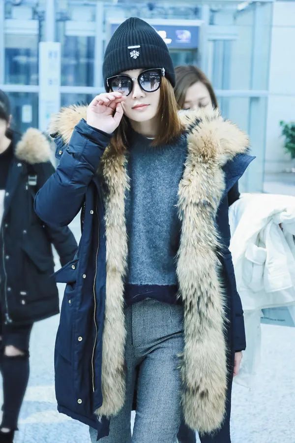 怕冷星人必备羽绒服,张天爱怕冷东北人