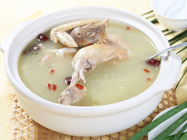 大厨教你一个炖鸡汤的秘诀,30年大厨教你做菜