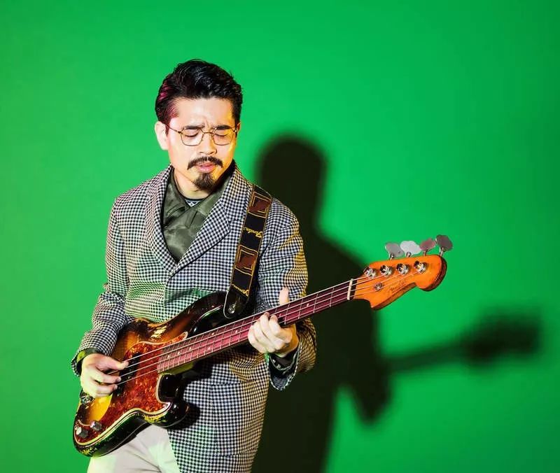 不靠明星爸妈，10位让人感受不到父母光环的日本星二代