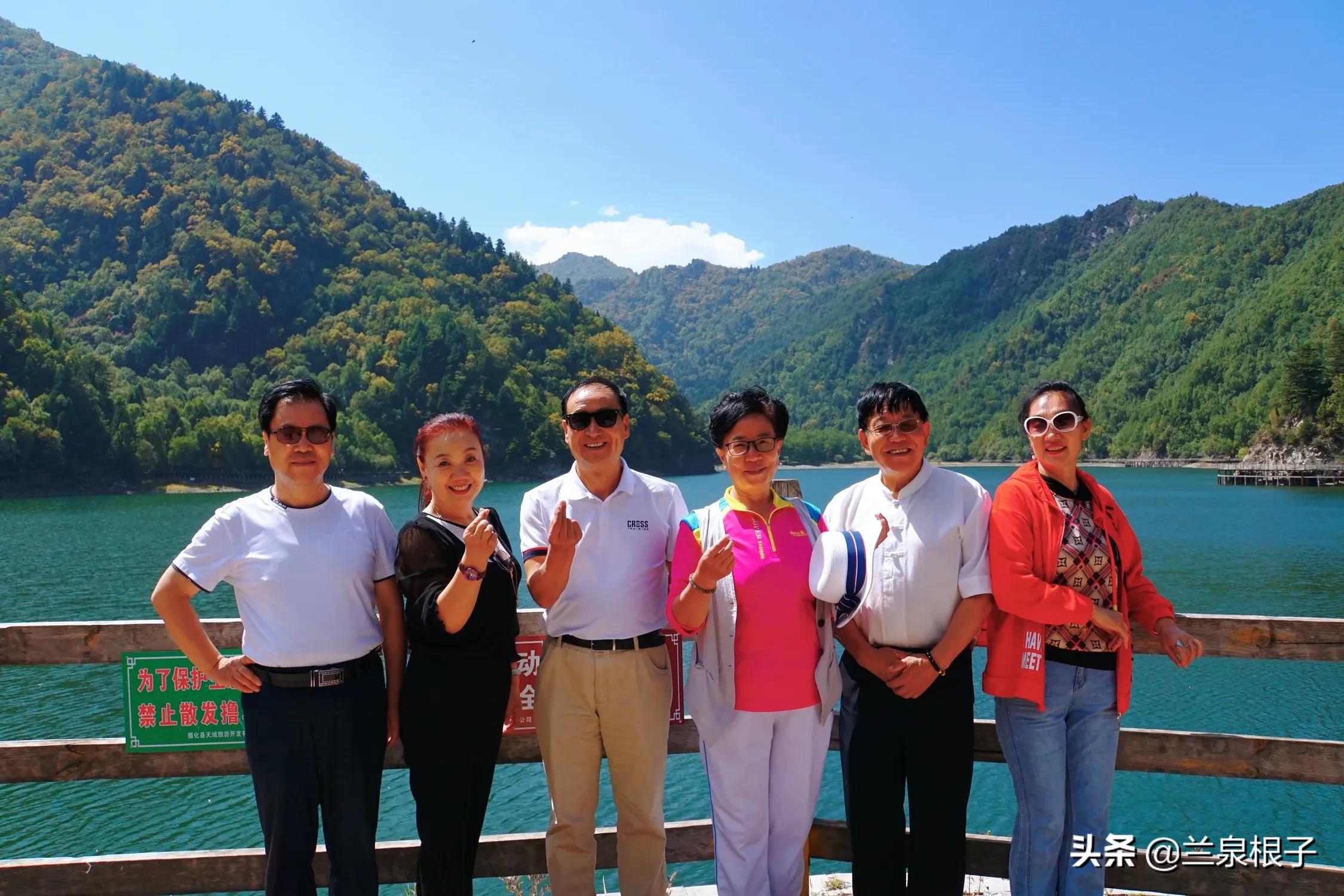 秋天的孟达天池,美丽的孟达天池