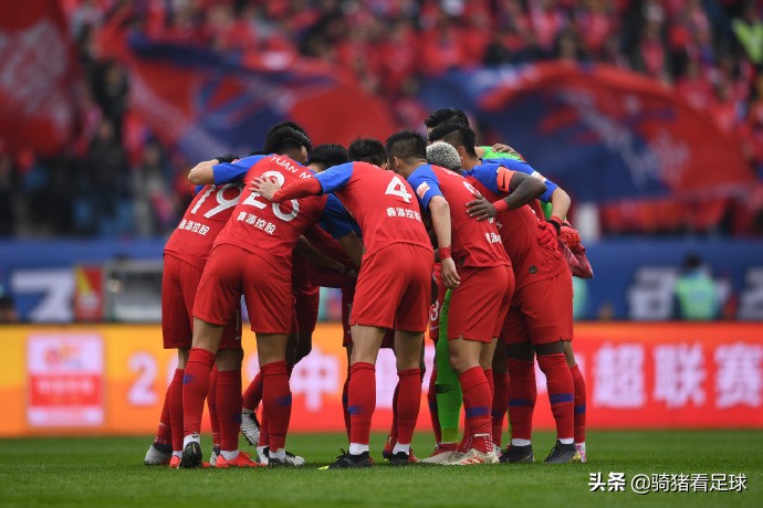 领先绝杀重庆斯威客场2:4广州富力,广州富力绝平上海上港