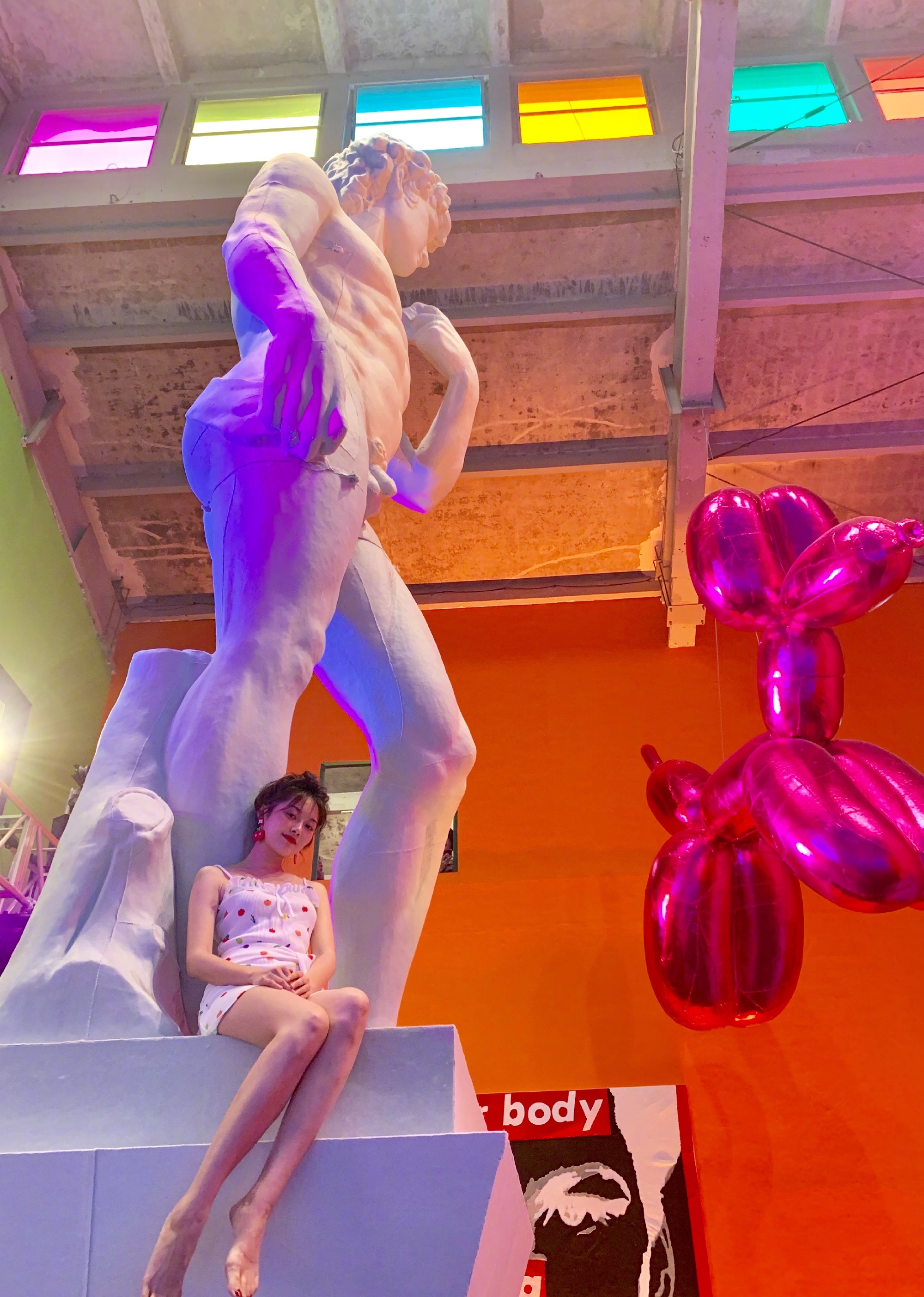 网红鼻祖晚晚和舒淇同框比美赢了？妆容穿搭都有小心机，来抄作业