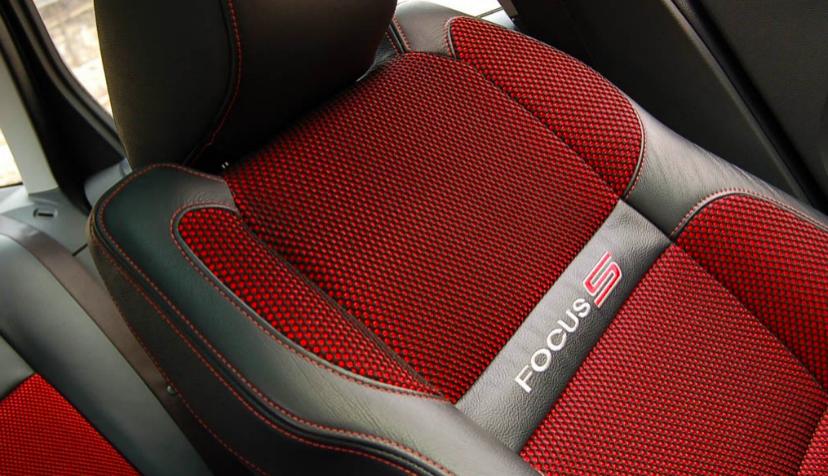 长安福特1.5t福克斯,长安福特经典福克斯