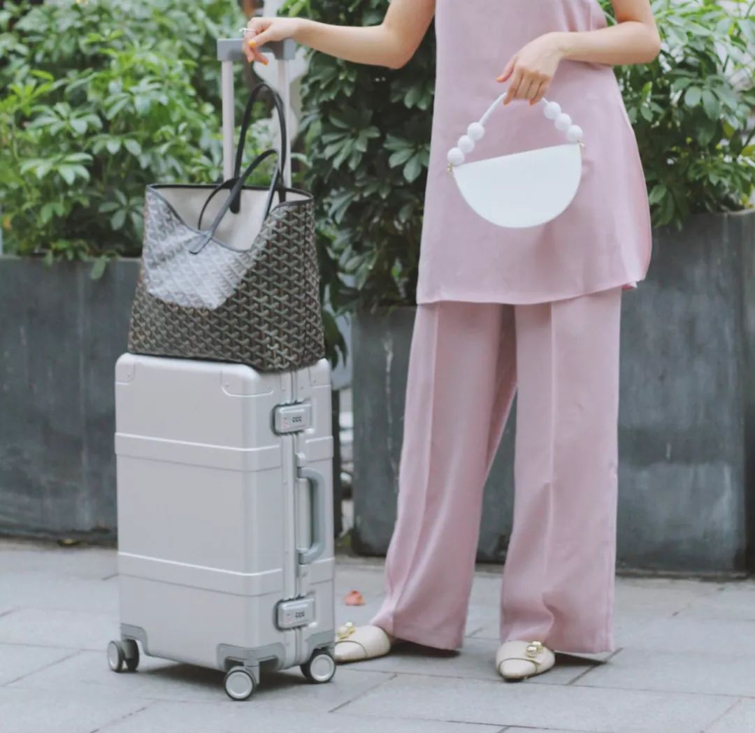 购物分享夏季穿搭,夏季一周穿搭推荐