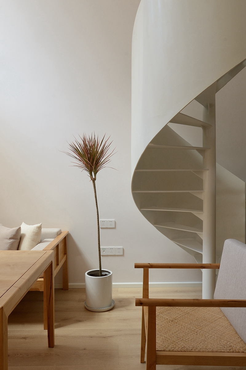 小城的生活简简单单普普通通,很向往学生时代的生活