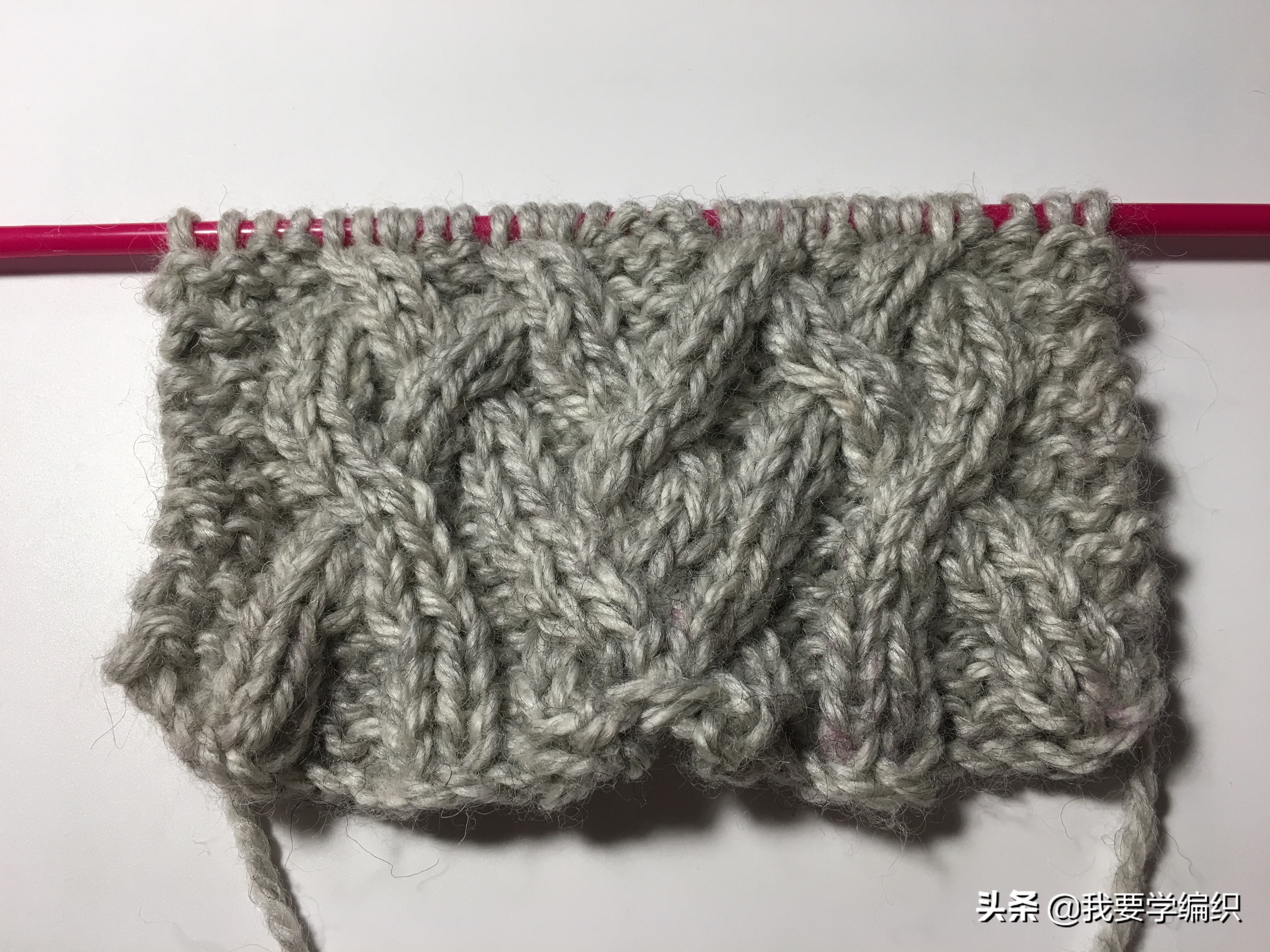 双扭麻花围巾教程,经典麻花围巾教程