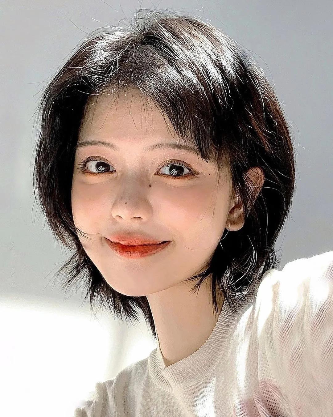 你是什么脸型适合什么发型动画,五官脸型整容