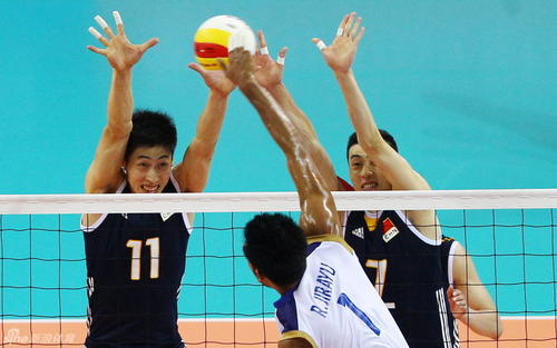 他是男排“朱婷”，打排球只为有口饭吃，后成知名副攻