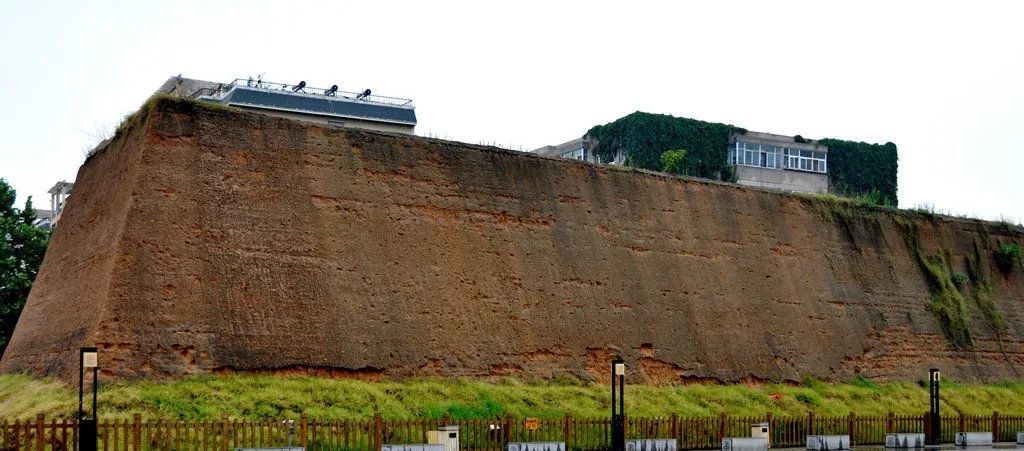 什么是夯土,什么是夯土建筑
