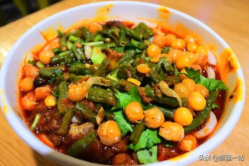 乌鲁木齐美食网红牛腩米粉,乌鲁木齐米粉推荐排行榜