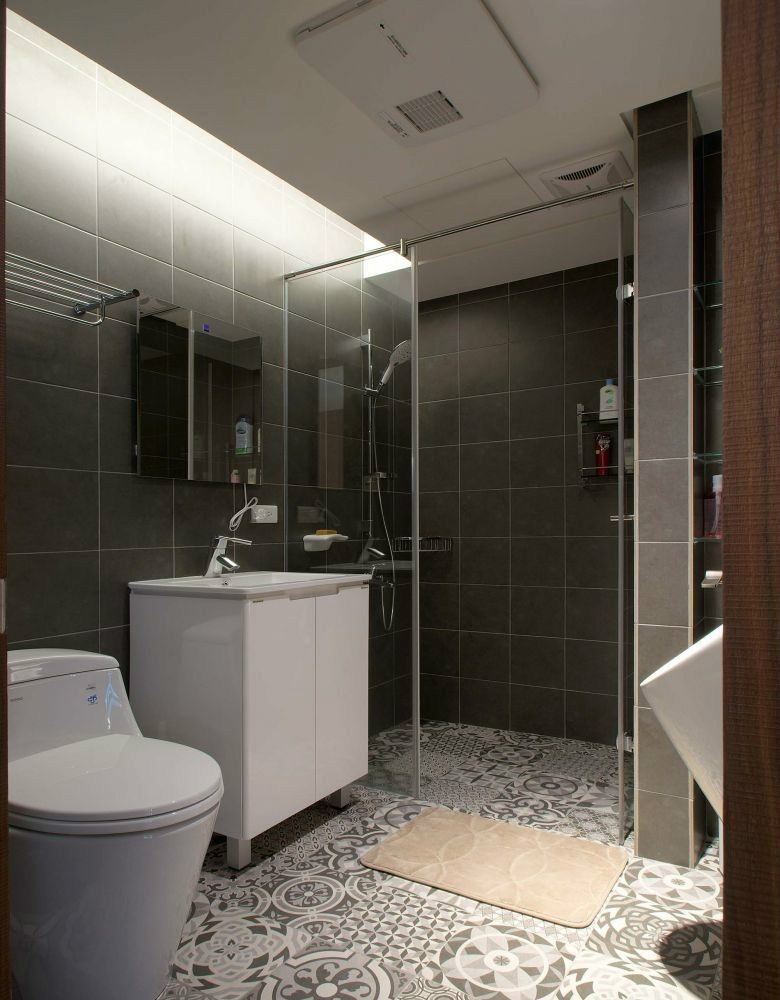 浴室没有窗户发霉怎么办,浴室没窗户怎么处理潮气