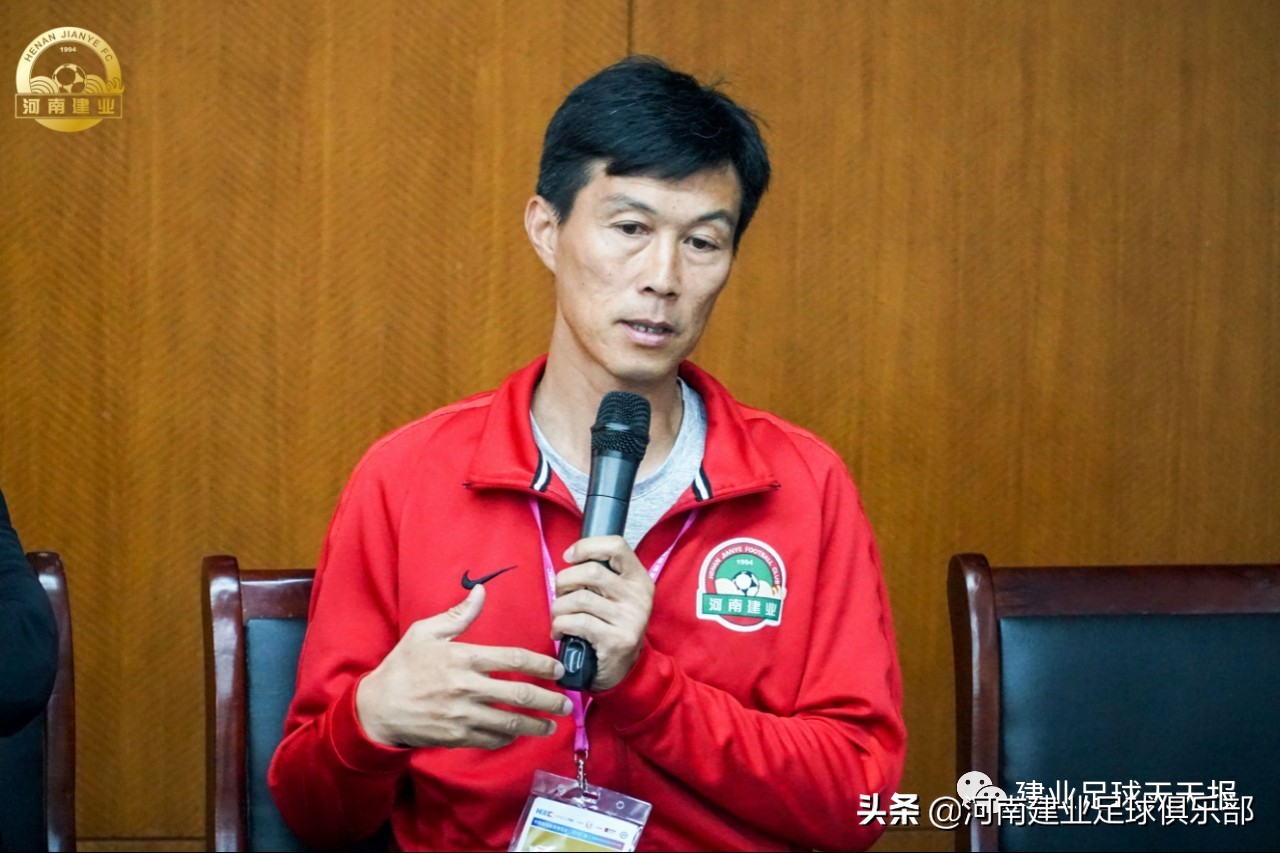 区楚良谈世界杯,区楚良比赛的视频