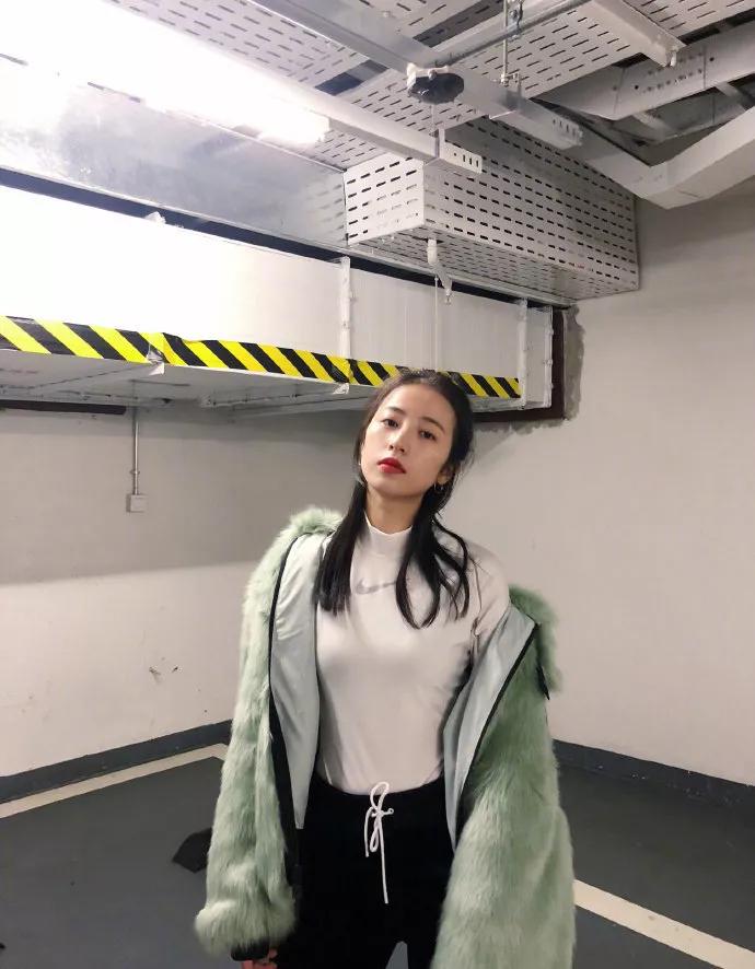 皮草穿搭博主推荐,欧美博主秋冬皮草穿搭