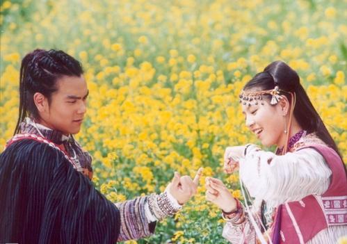 为什么我们现在看不完一整部剧，听不完一整首歌了？