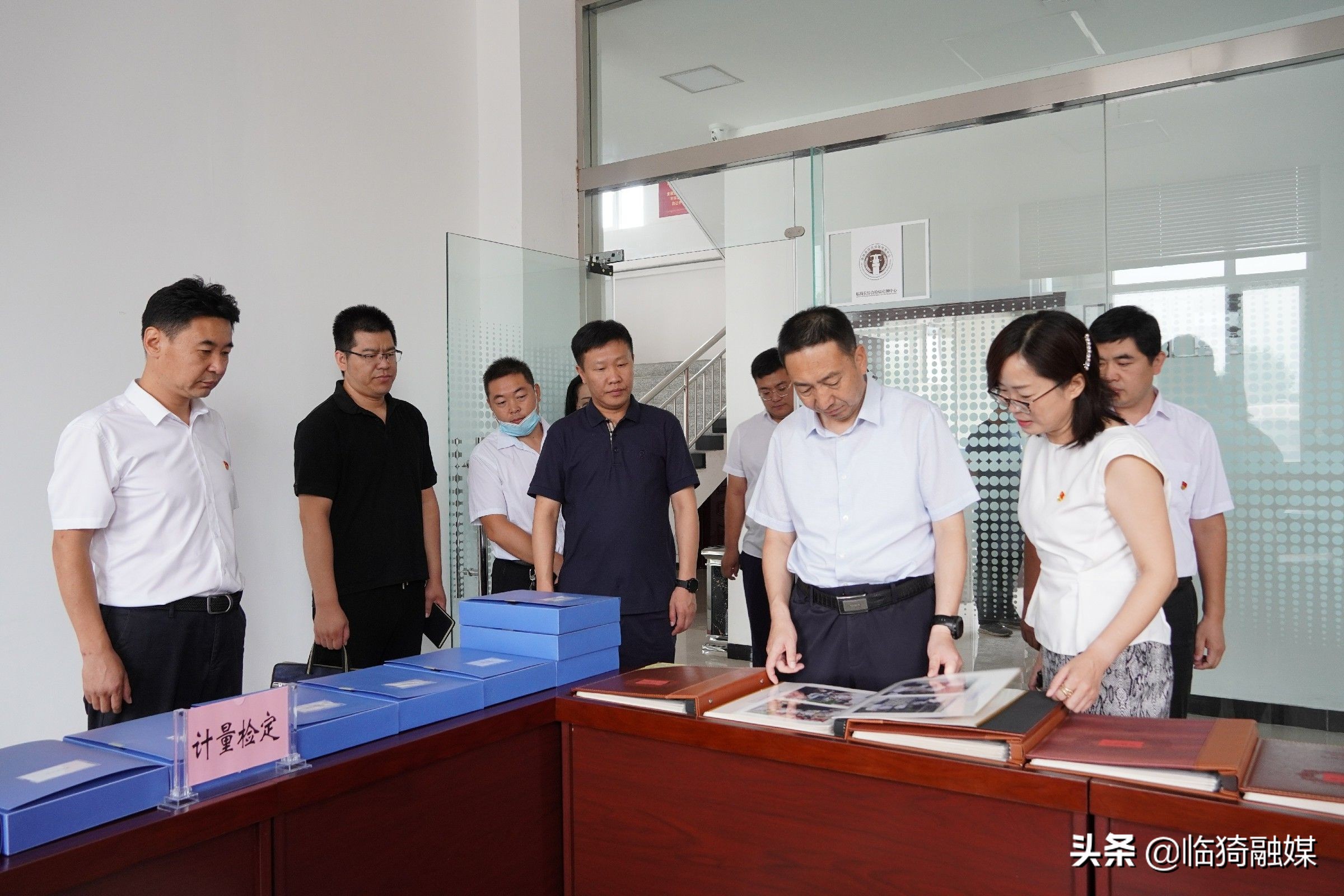 于鹏飞在部分单位调研指导工作时强调:坚持以人民为中心的发展思想全力推动各项工作再上新台阶