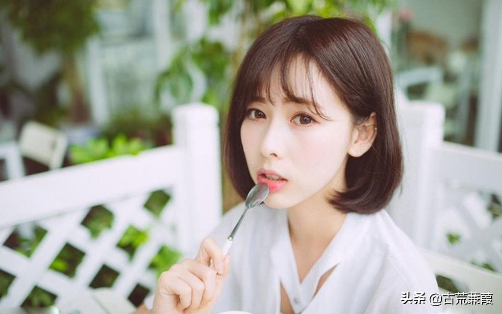 君若无意何言悔？卿如有缘必再会