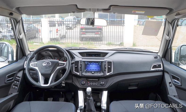 新款国产普拉多越野视频,猎豹q6和普拉多性能