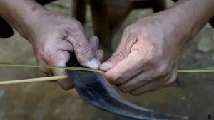 中国大爷造出2600年前鲁班凳,油管评论中国大爷锻炼