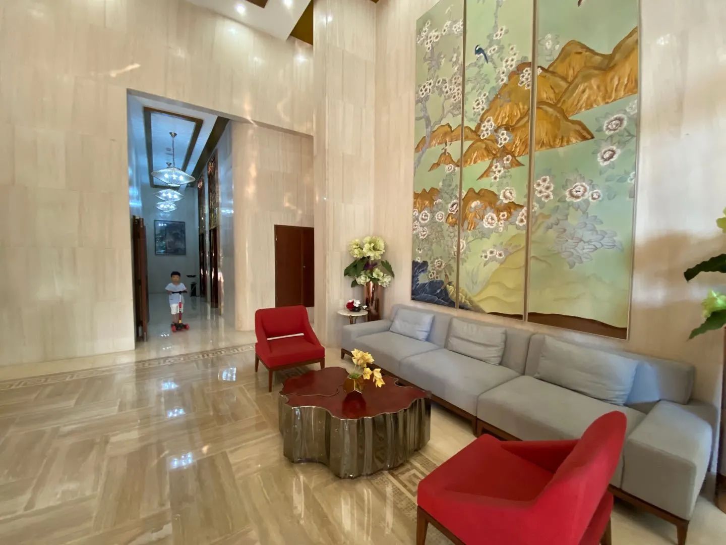 重庆南滨路最好的房子,重庆南滨路三大神盘惊现烂尾楼