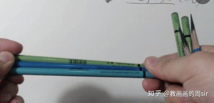炭笔和铅笔哪个画素描更好,14b铅笔与炭笔的区别