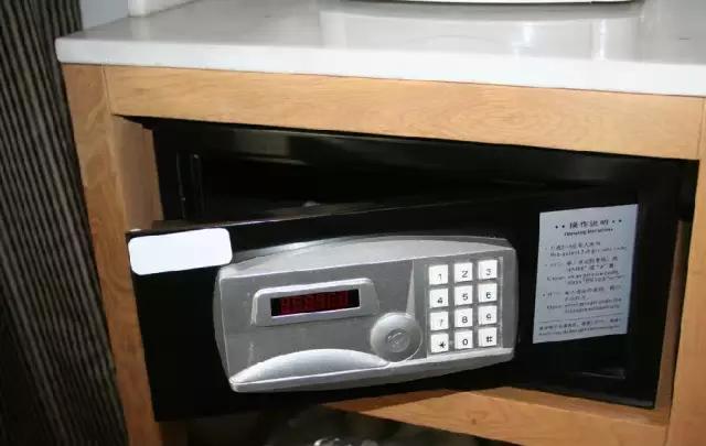 欧洲住酒店和国内有啥不同,住外国酒店注意事项