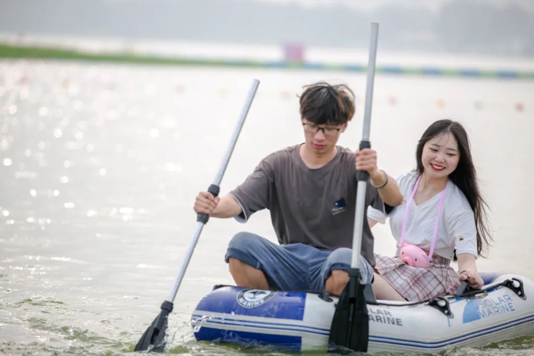 在海沙里打滚,东湖内藏着武汉“小巴厘”