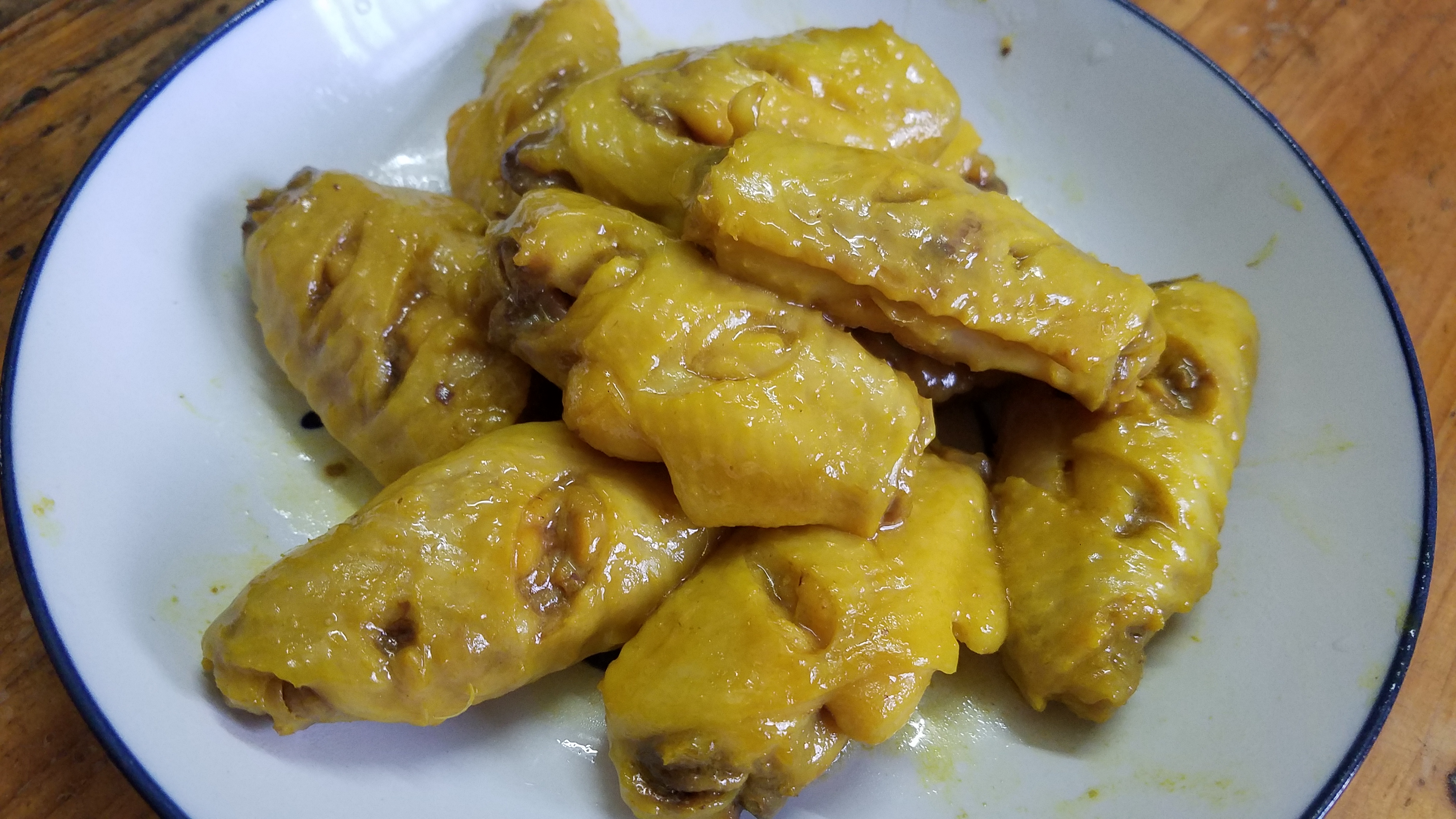 这道盐焗鸡翅要常给家人做、营养好吃不上火、做法跟材料很简单