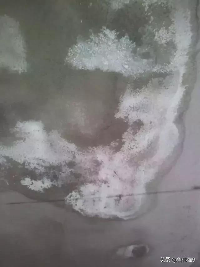 澧欓潰鍙楁疆鍙嶇⒈璧风毊鎬庢牱澶勭悊,澧欓潰鏈変竴灏忓潡杩旂⒈澶勭悊鏂规硶