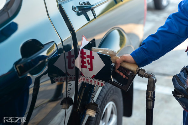 日产皮卡锐骐7柴油版14.88万配置,东风日产皮卡锐骐5柴油版报价