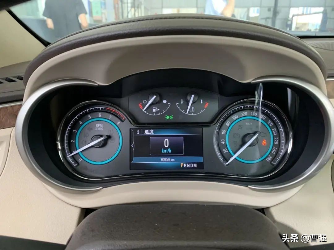 新款君越涉水,新款君越进水