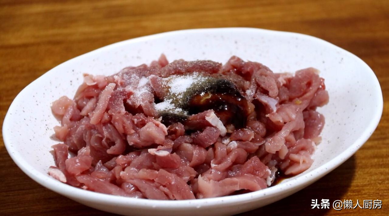 春卷这样做外脆里嫩咬一口满嘴香,春天春卷