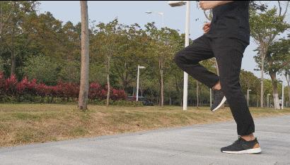 yeezyboost350v2creamwhite炒价,adidasyeezyboostrunner700v2