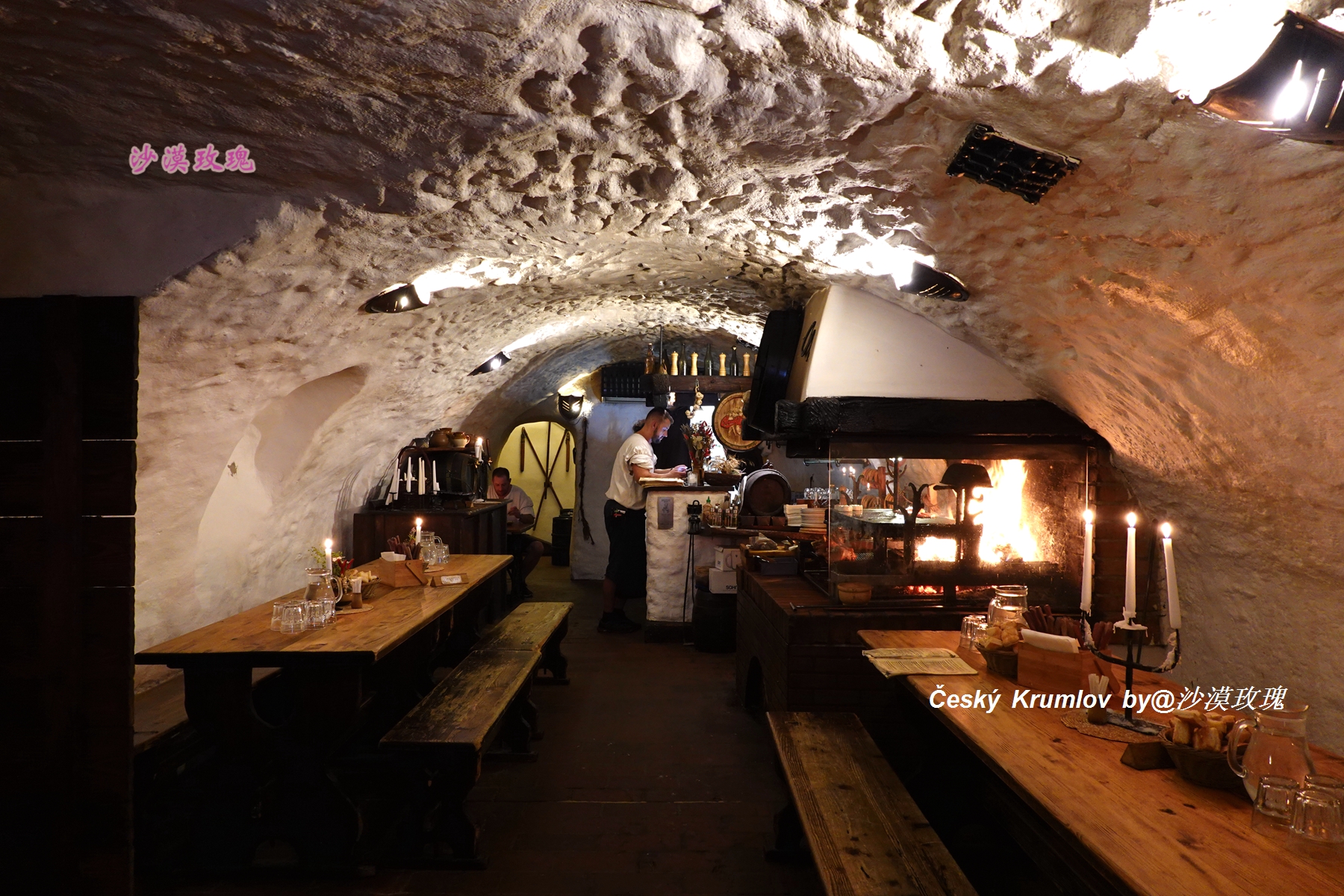 在有“捷克的丽江”之称的小镇,寻觅五瓣玫瑰的芳香