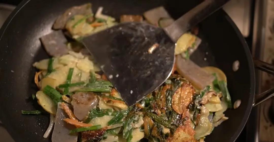 日本美女减肥食谱视频,黄油鸡蛋吐司减脂版