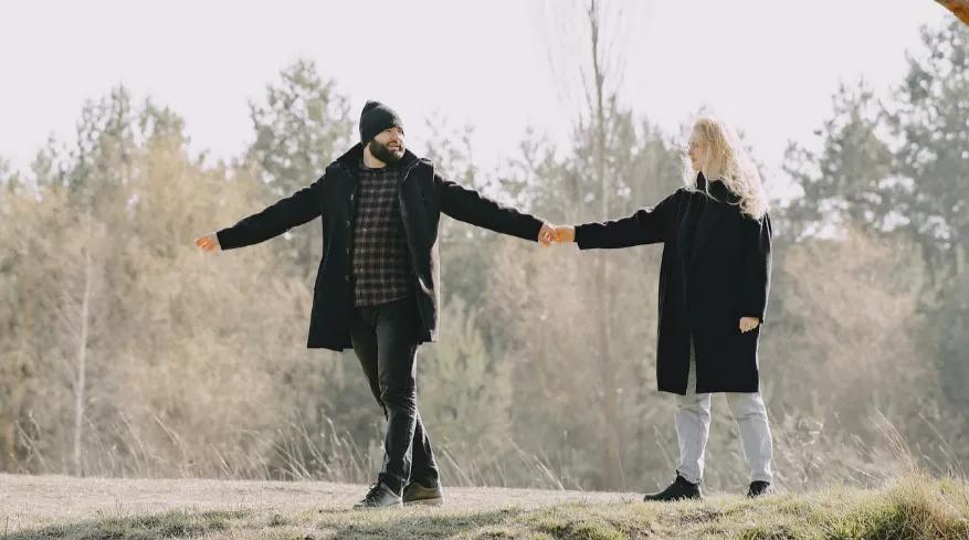 彩礼谈不拢之前给的钱退吗,彩礼开口谈低了女方生气怎么补救