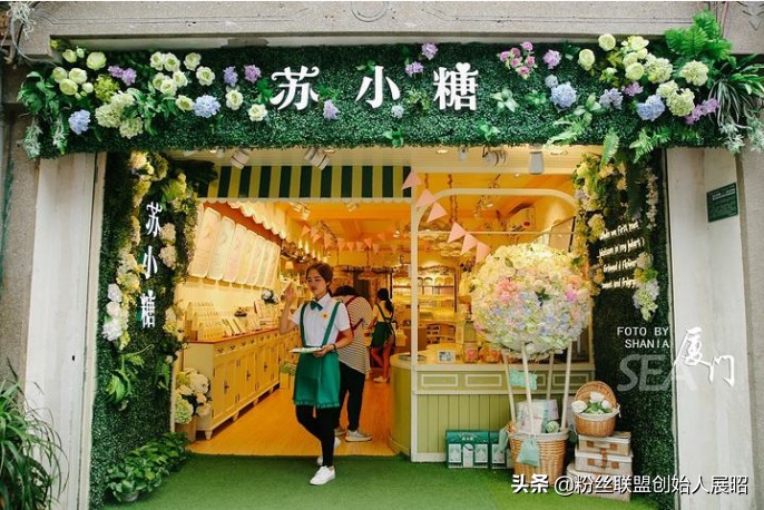 「零食、女装、彩妆、婴童类」如何打造一个充满信任感的微信IP