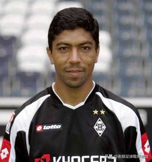 巴西十大生不逢时的球星,巴西最年轻进球