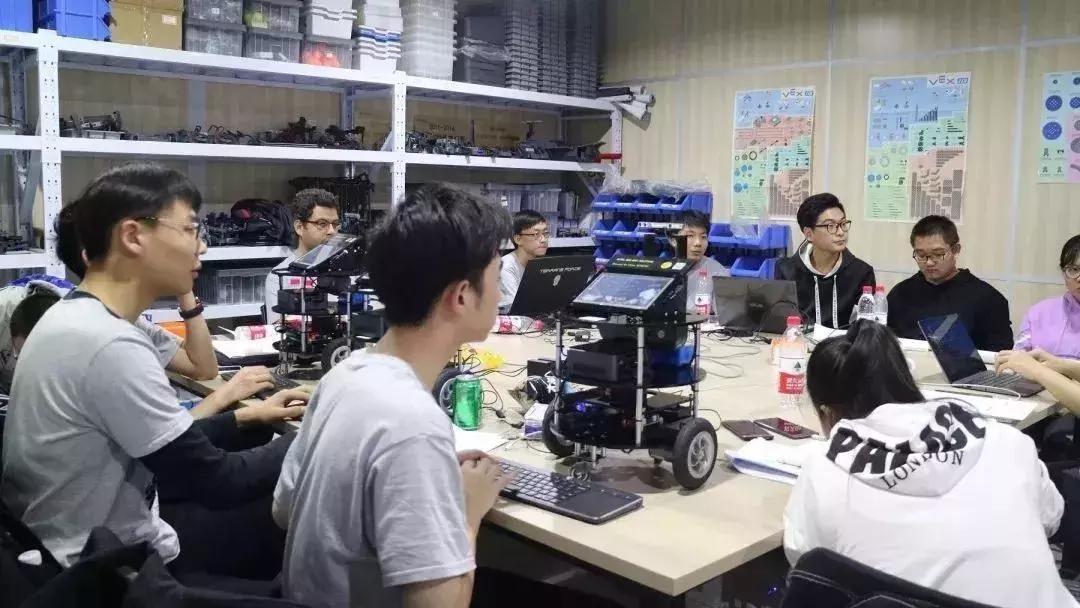 携手乐博士（中国）助力陕西人工智能教育