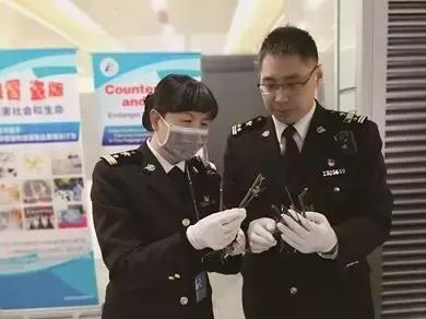 海关在空港口岸截获入侵物种“田园杀手”非洲大蜗牛