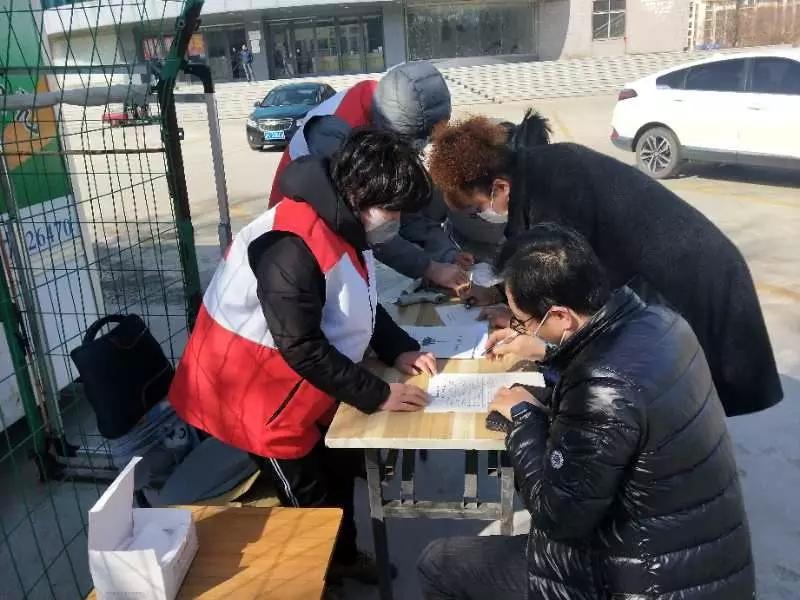 献血抗疫为爱延续无偿献血倡议书,献血者集体呼吁献血应对疫情