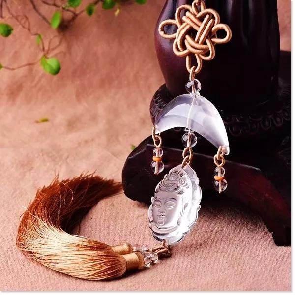 汽车挂饰不适合挂什么,汽车挂件挂什么保平安好