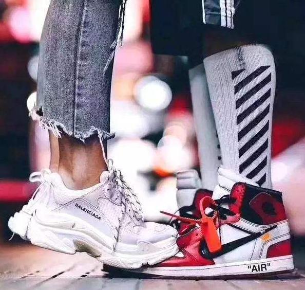 为什么这么多人炒aj球鞋,最近几年的aj球鞋