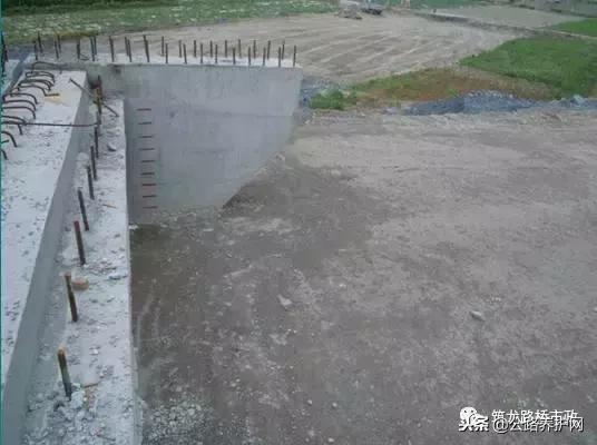 桥涵背墙达到多少强度可以回填,公路桥涵施工技术规范涵洞回填