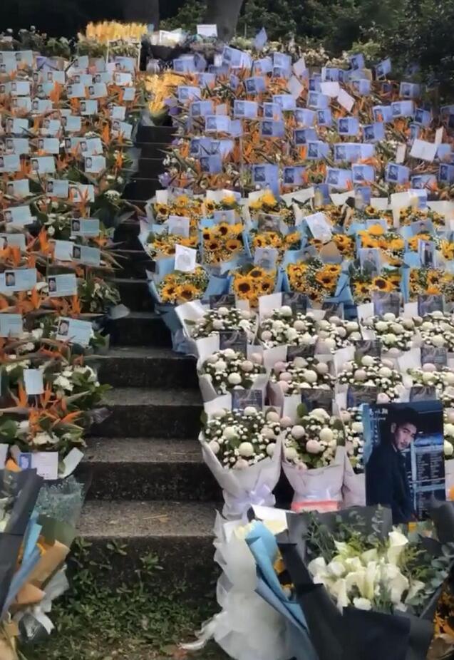 高以翔去世一个月女友首发文,高以翔去世后女友的做法令人泪目