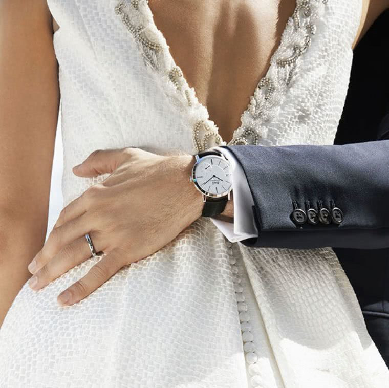 南宁买戒指推荐哪家店铺,南宁金戒指一般多少钱一个